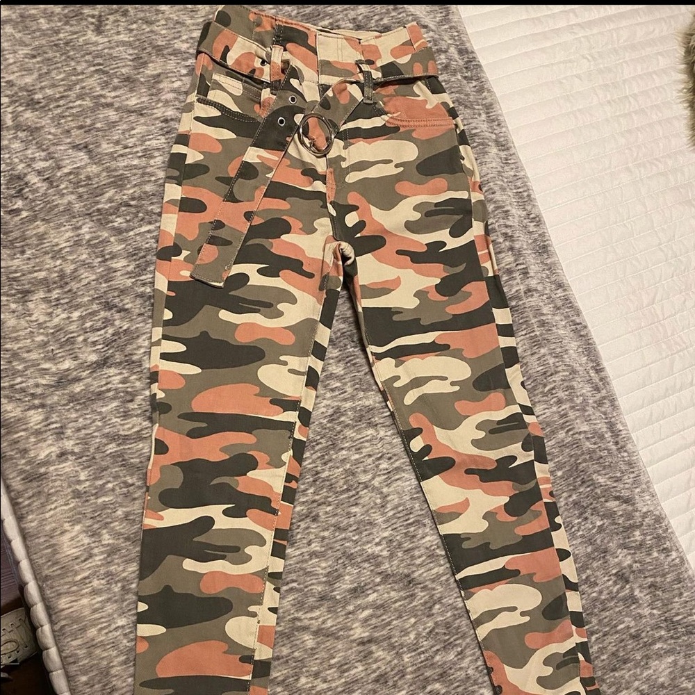 Camo jeans/leggings.